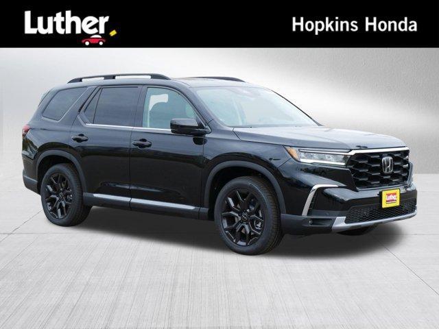 new 2025 Honda Pilot car, priced at $47,506
