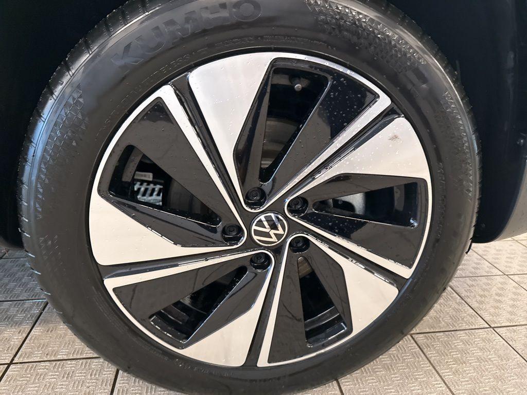 used 2024 Volkswagen Taos car, priced at $25,995