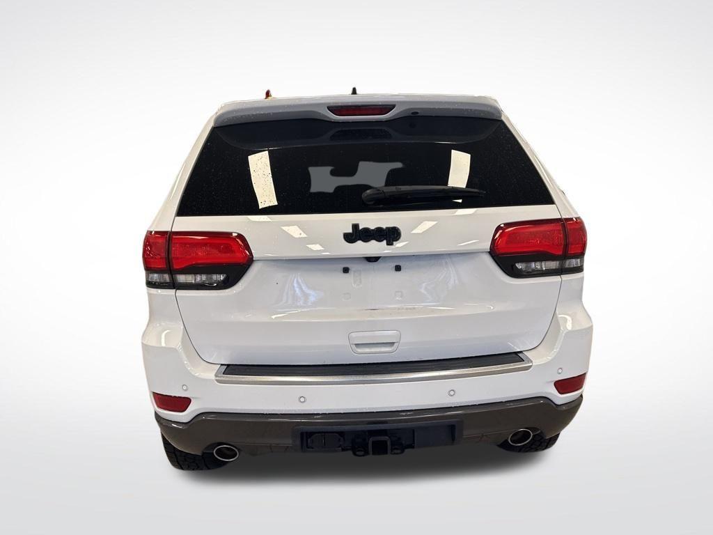 used 2018 Jeep Grand Cherokee car, priced at $17,995