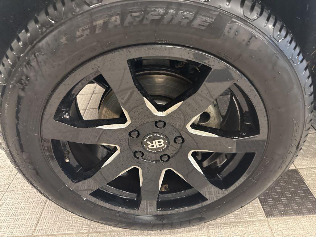 used 2018 Jeep Grand Cherokee car, priced at $17,995