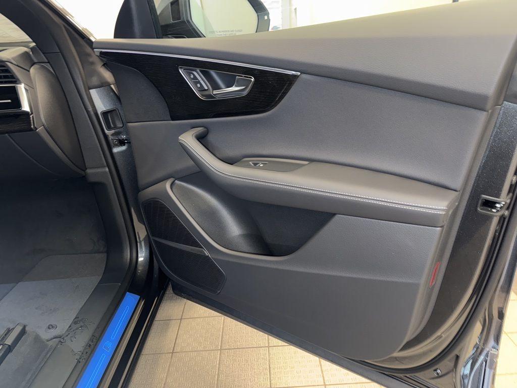new 2025 Audi Q8 car, priced at $82,215