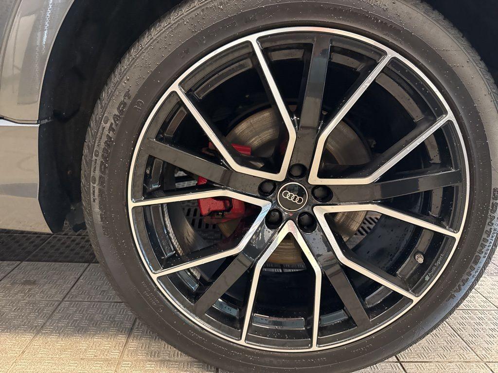 used 2022 Audi SQ8 car, priced at $68,995