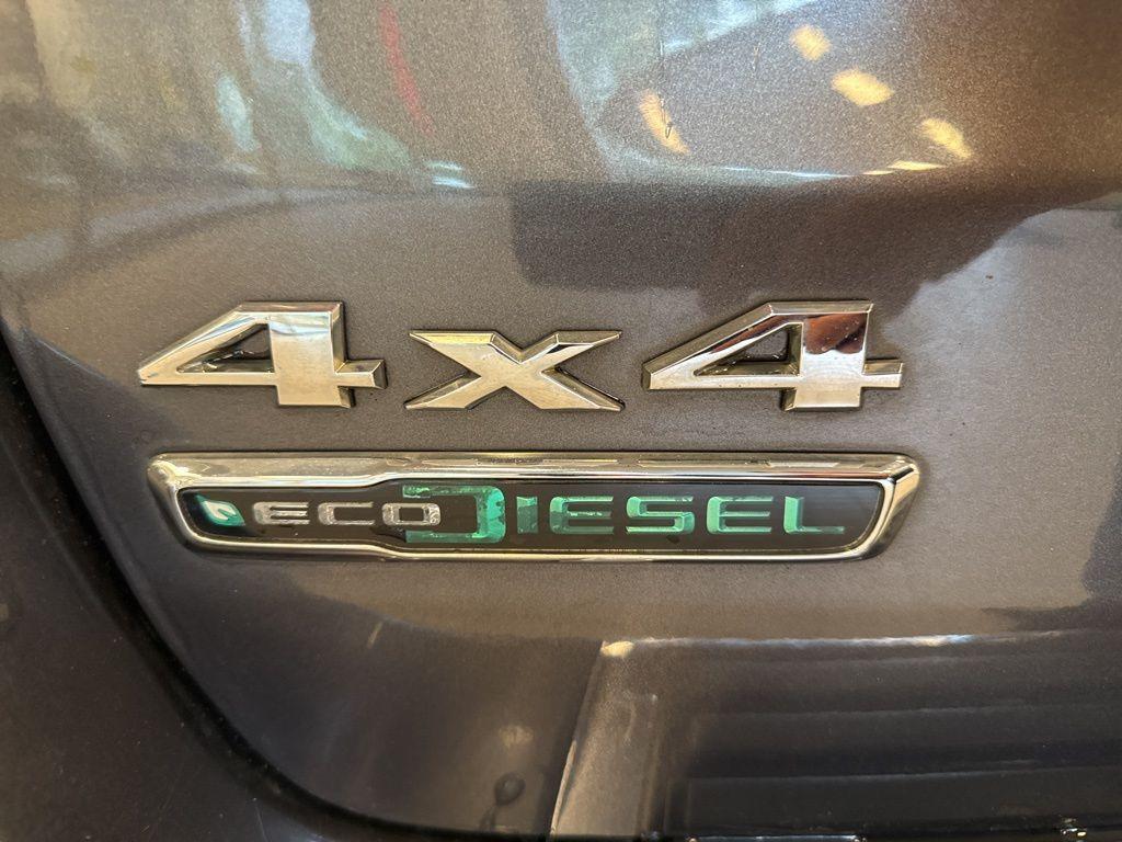 used 2015 Jeep Grand Cherokee car, priced at $13,995