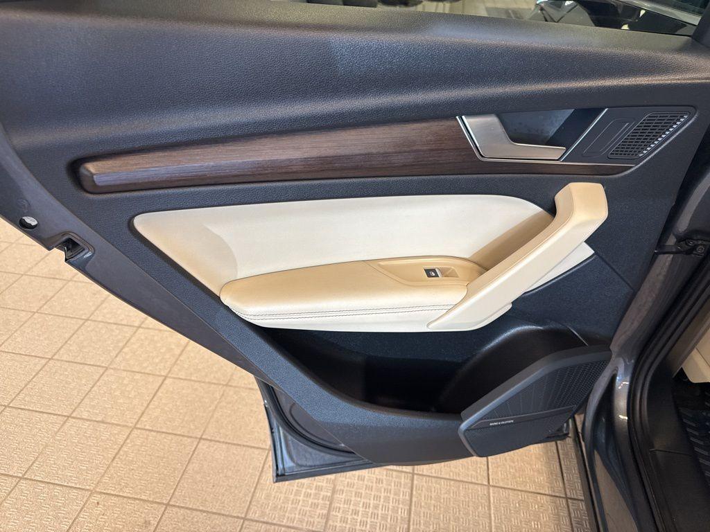 used 2023 Audi Q5 e car, priced at $37,995