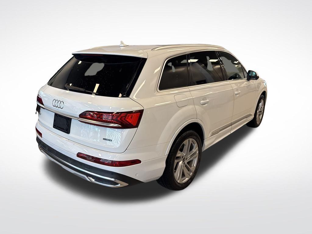 used 2022 Audi Q7 car, priced at $40,995