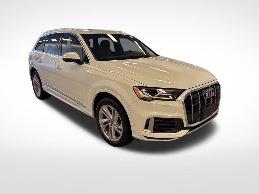 used 2022 Audi Q7 car, priced at $40,995