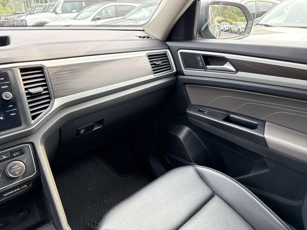 used 2021 Volkswagen Atlas car, priced at $21,995