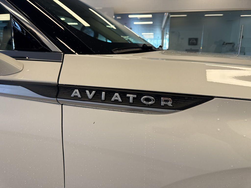 used 2025 Lincoln Aviator car, priced at $66,995