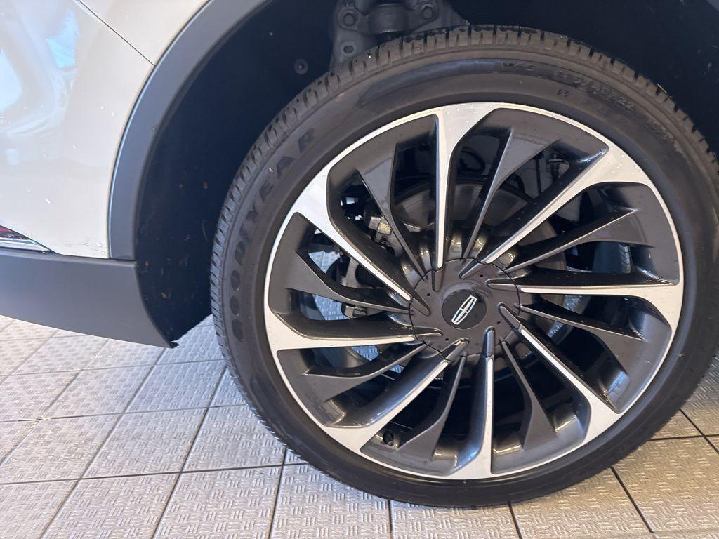 used 2025 Lincoln Aviator car, priced at $66,995