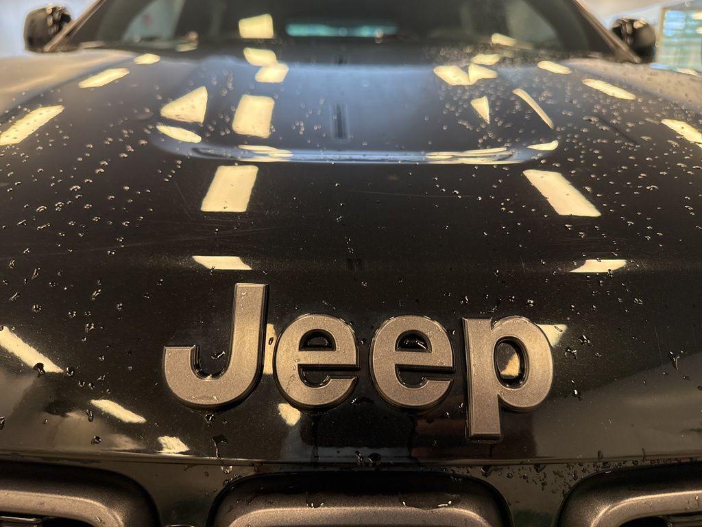 used 2019 Jeep Grand Cherokee car, priced at $20,495