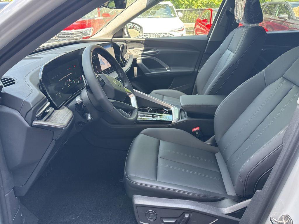 new 2025 Audi Q5 car, priced at $53,689
