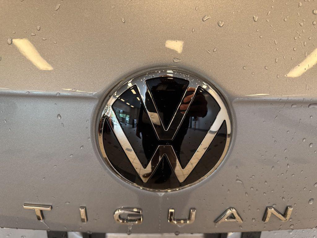 used 2024 Volkswagen Tiguan car, priced at $31,274