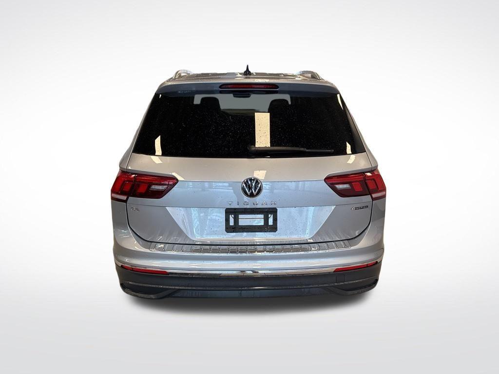 used 2024 Volkswagen Tiguan car, priced at $31,274
