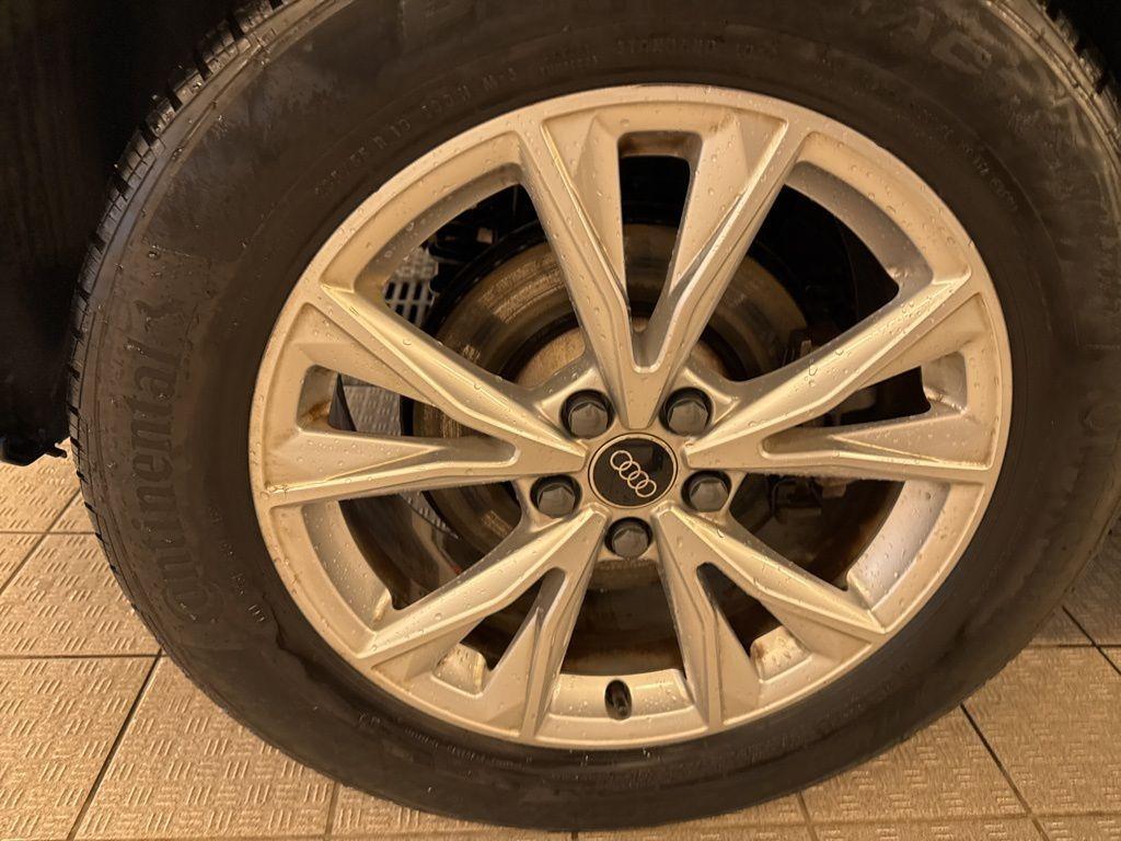 used 2023 Audi Q3 car, priced at $27,995