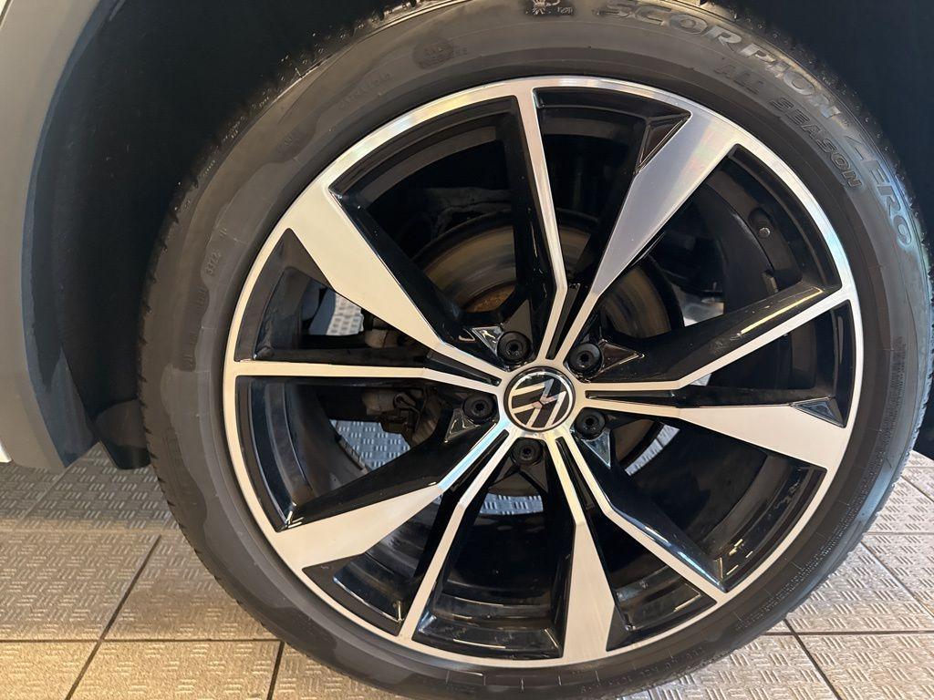 used 2022 Volkswagen Tiguan car, priced at $27,595