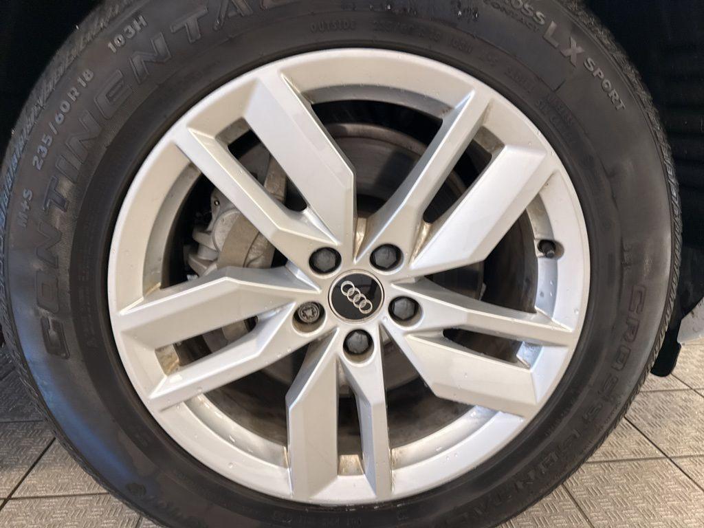 used 2024 Audi Q5 car, priced at $40,999