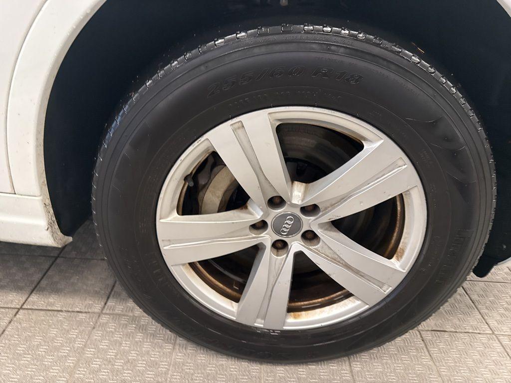 used 2018 Audi Q7 car, priced at $18,999