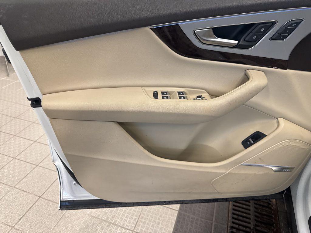 used 2018 Audi Q7 car, priced at $18,999