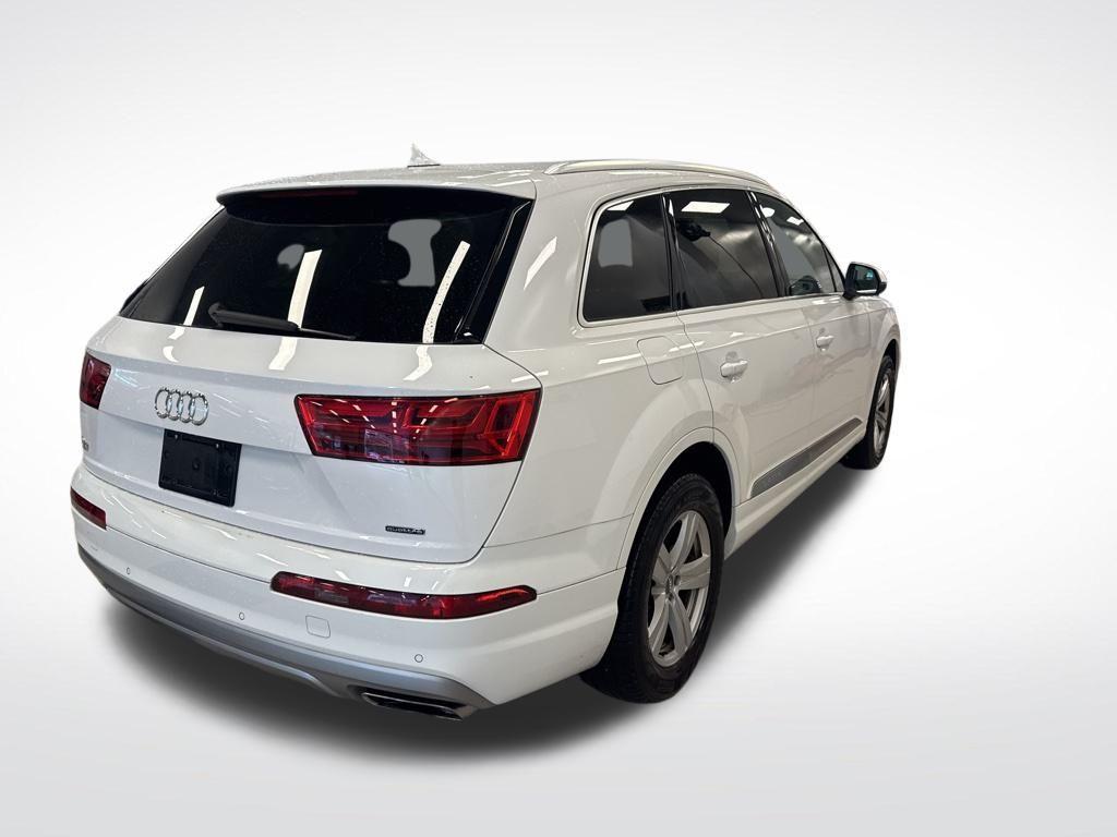 used 2018 Audi Q7 car, priced at $18,999