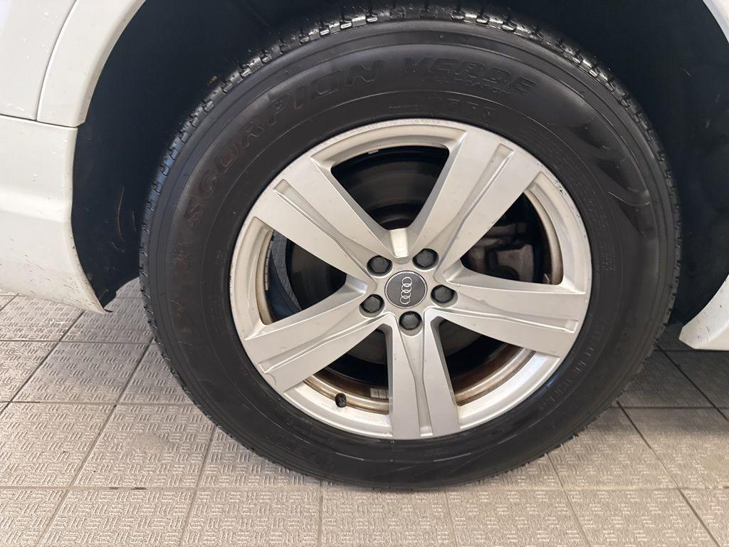 used 2018 Audi Q7 car, priced at $18,999