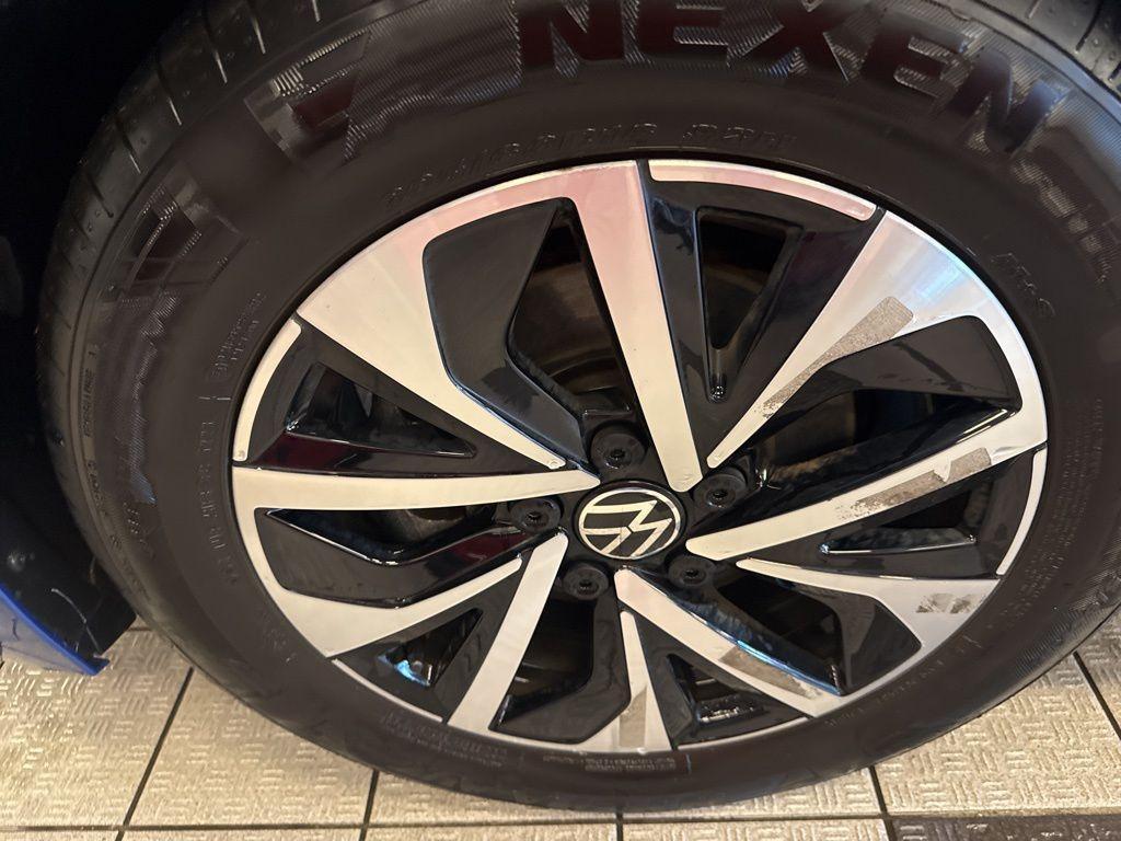 used 2024 Volkswagen Jetta car, priced at $18,495