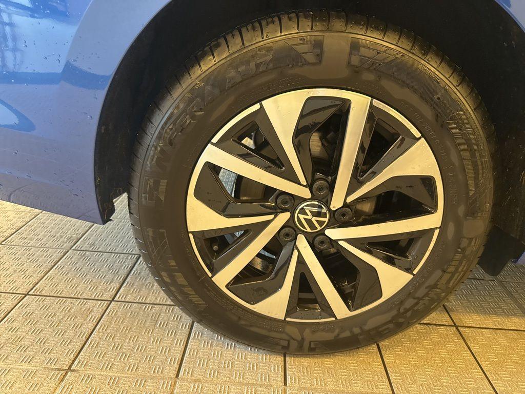 used 2024 Volkswagen Jetta car, priced at $18,495