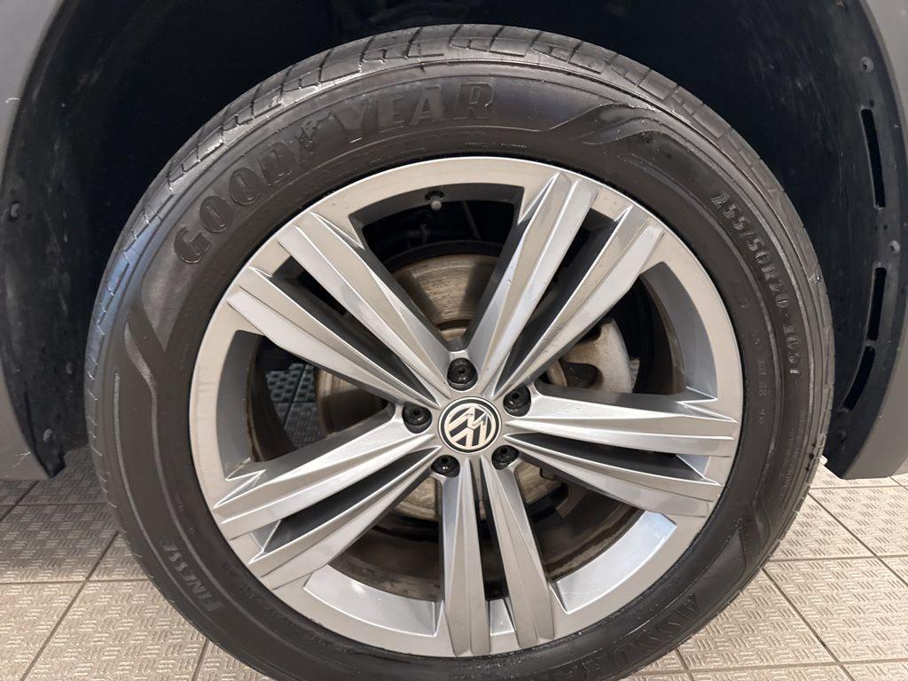 used 2019 Volkswagen Atlas car, priced at $24,995