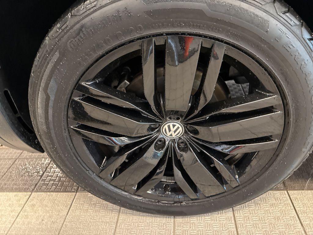 used 2019 Volkswagen Atlas car, priced at $19,999