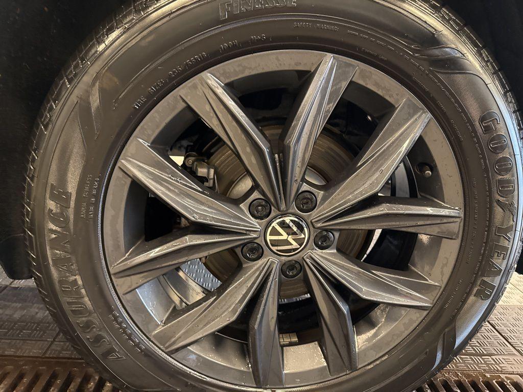used 2024 Volkswagen Tiguan car, priced at $29,794