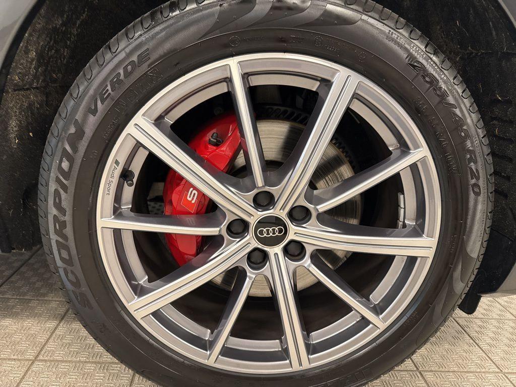 used 2025 Audi SQ5 car, priced at $59,995