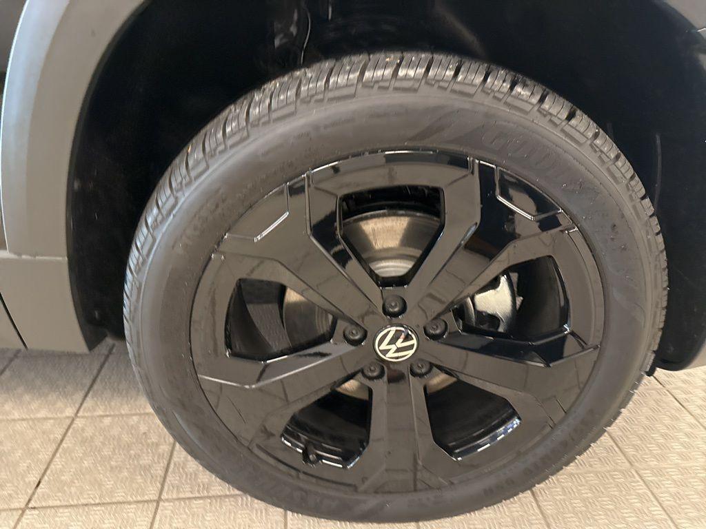 used 2025 Volkswagen Taos car, priced at $30,995