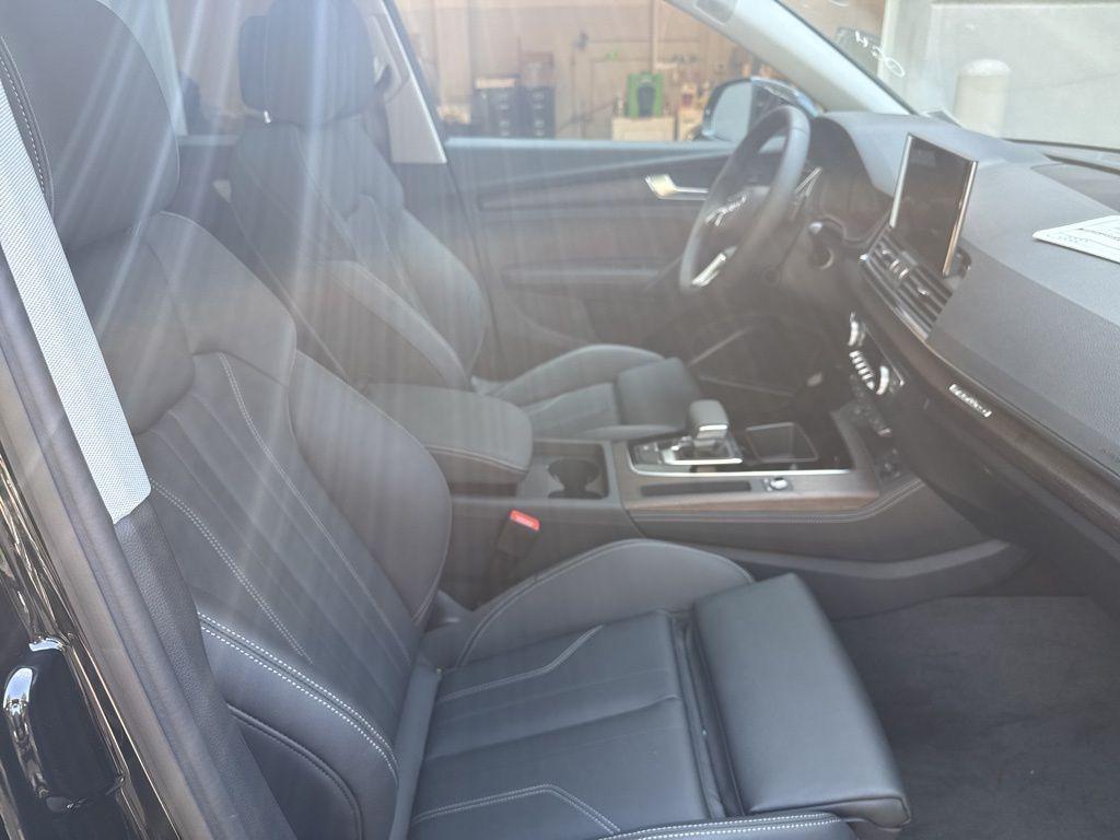 new 2025 Audi Q5 car, priced at $64,985