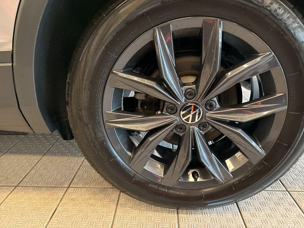used 2024 Volkswagen Tiguan car, priced at $31,365