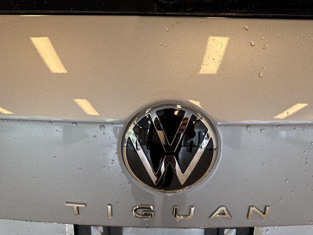used 2024 Volkswagen Tiguan car, priced at $31,365