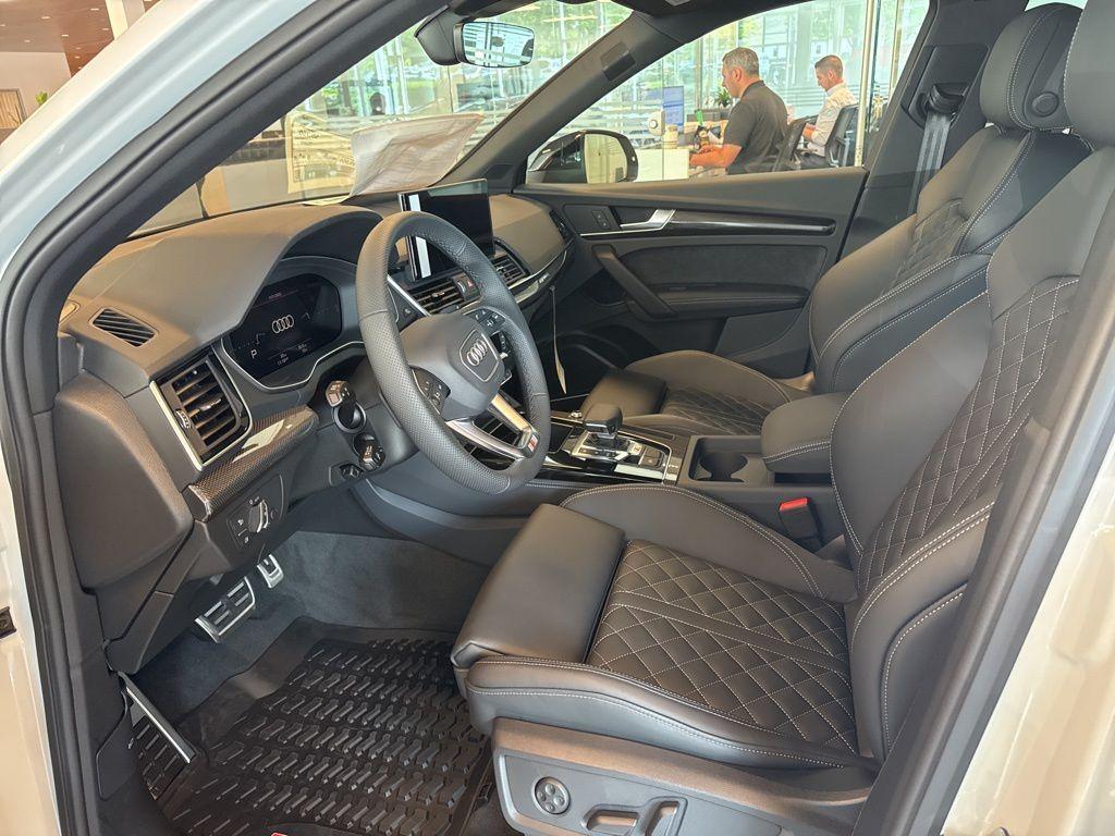new 2025 Audi SQ5 car, priced at $67,870