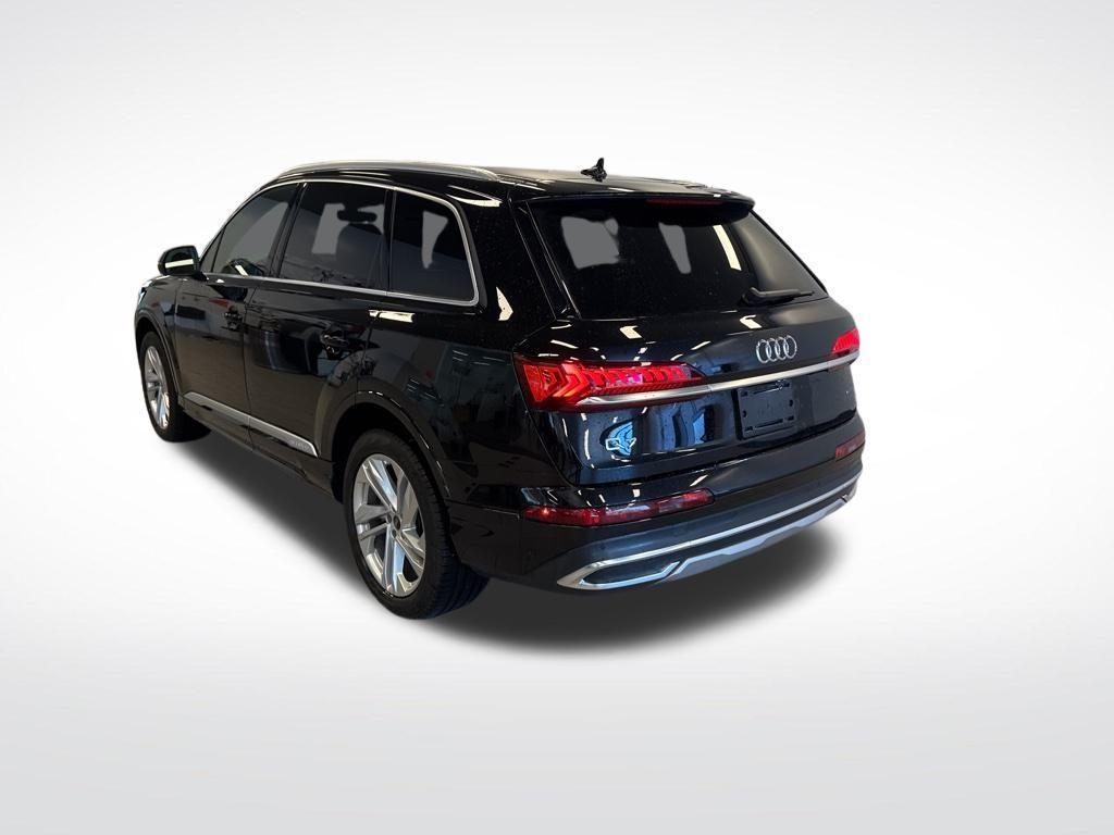 used 2023 Audi Q7 car, priced at $45,998
