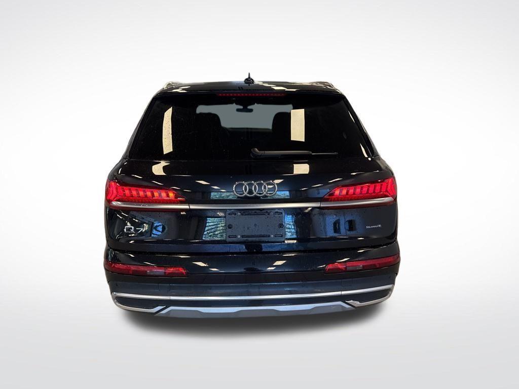 used 2023 Audi Q7 car, priced at $45,998