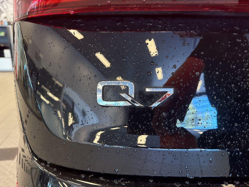 used 2023 Audi Q7 car, priced at $45,998