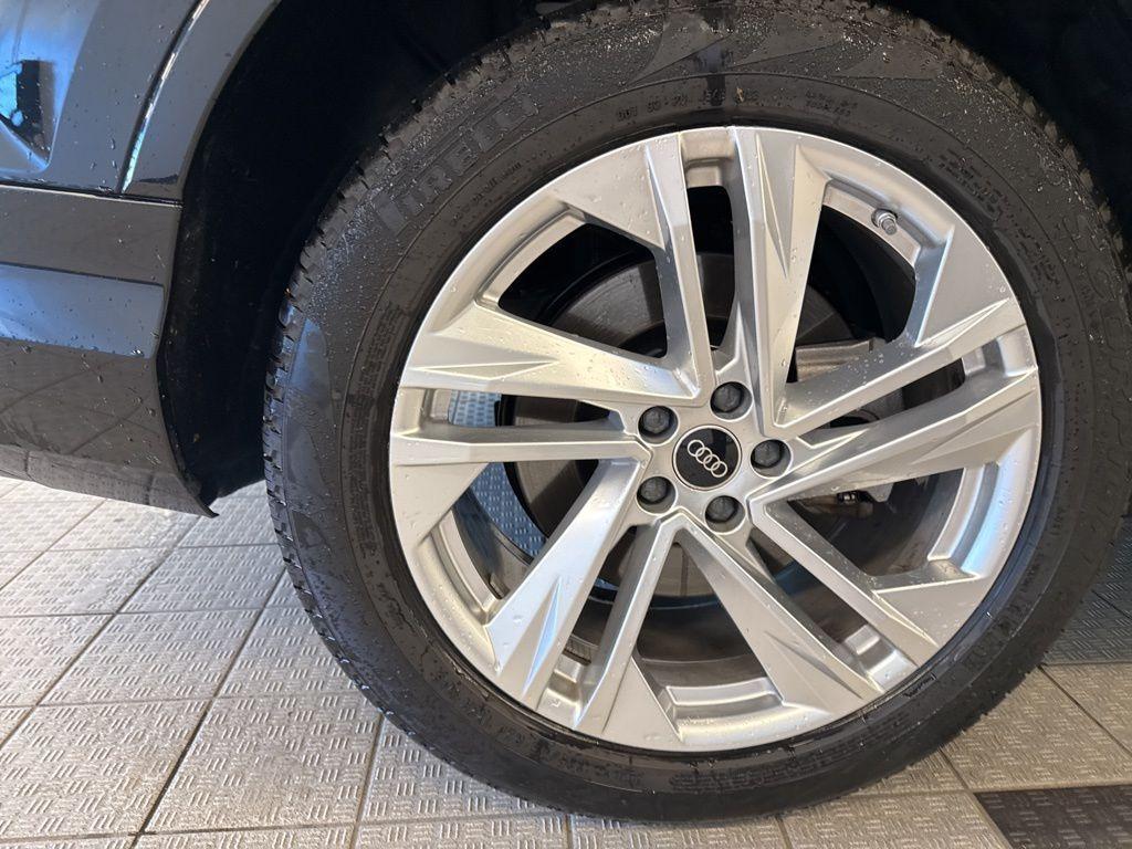 used 2023 Audi Q7 car, priced at $45,998