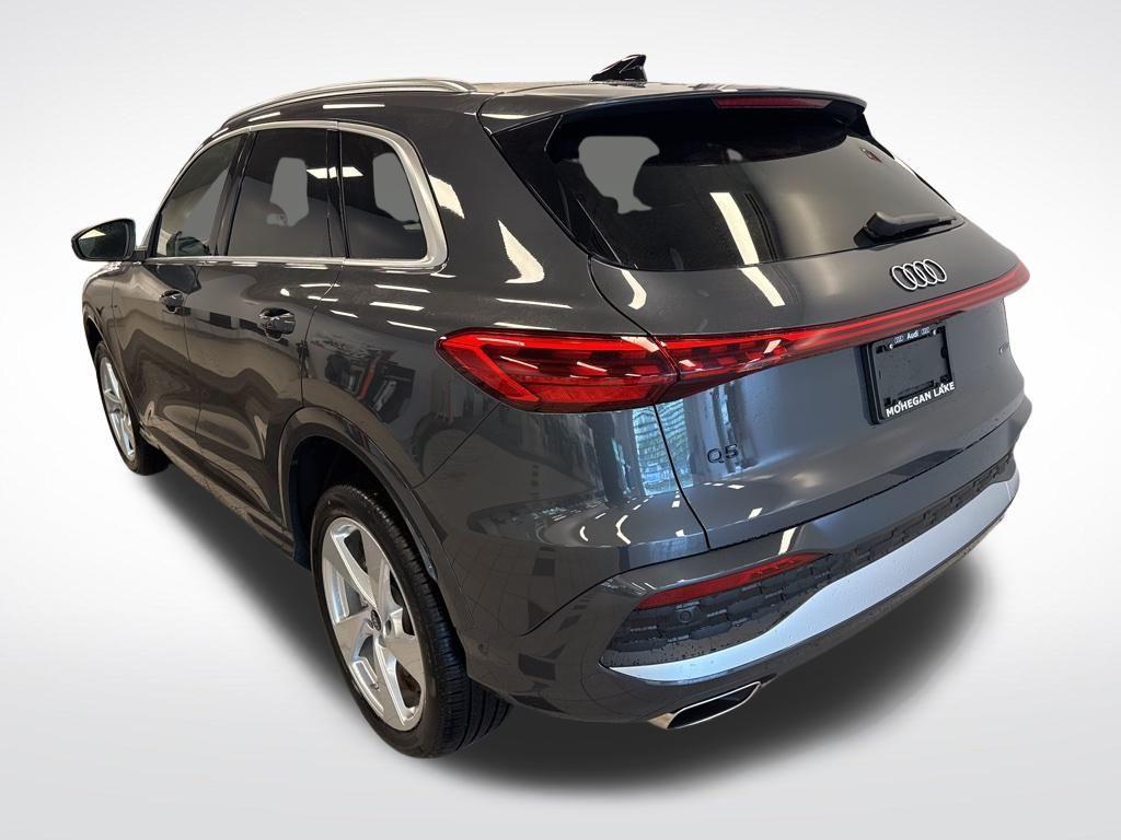 new 2025 Audi Q5 car, priced at $61,105