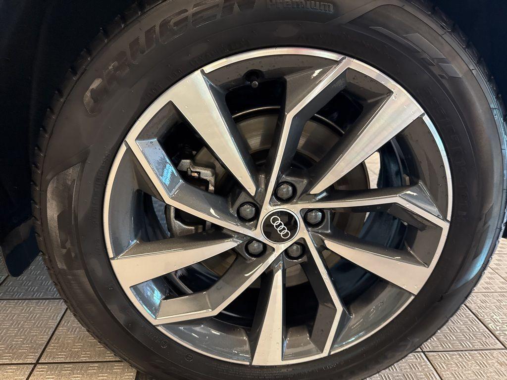 used 2022 Audi Q5 car, priced at $35,995