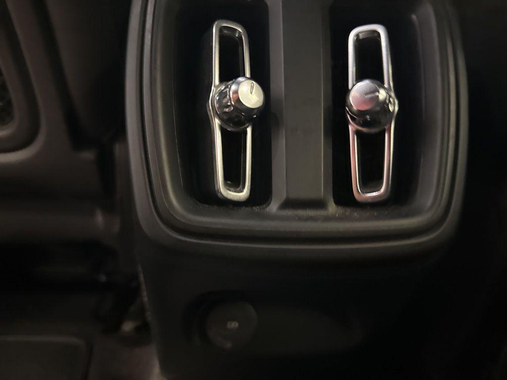 used 2020 Volvo XC40 car, priced at $26,495