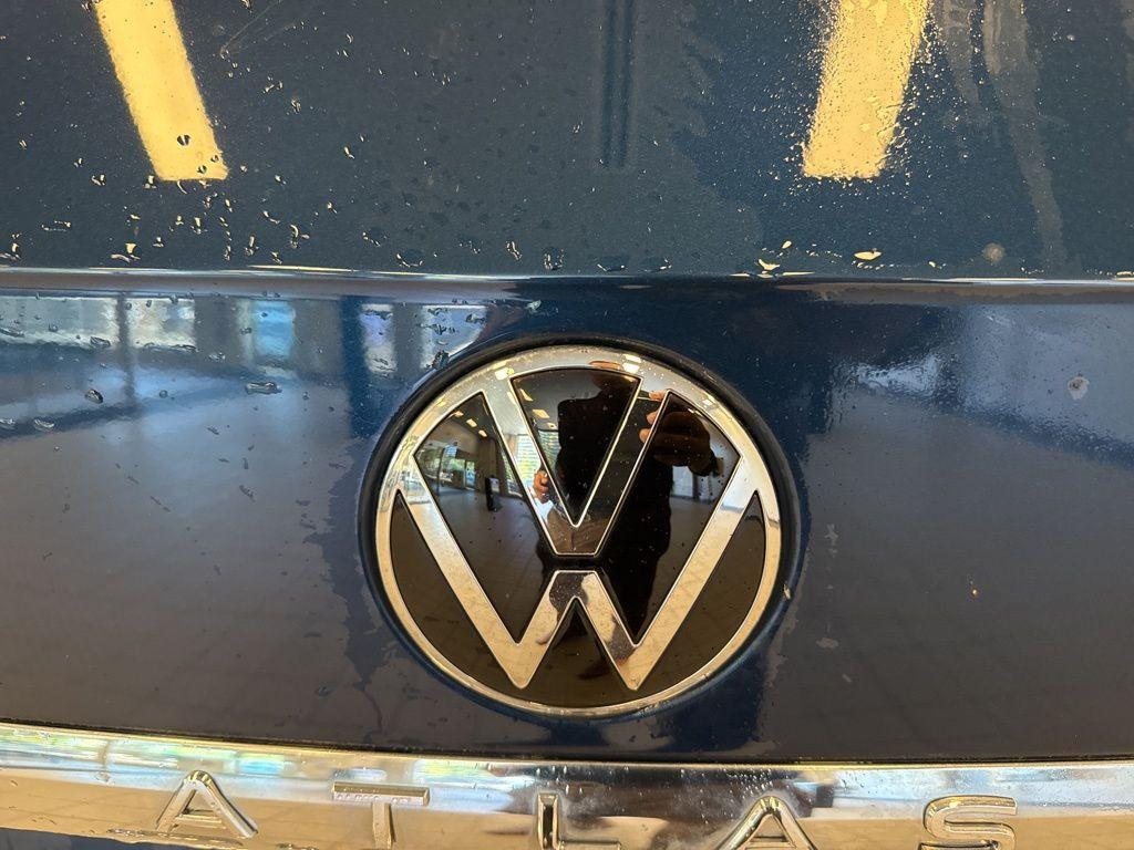 used 2023 Volkswagen Atlas car, priced at $32,499