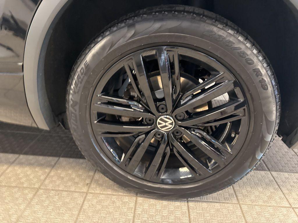 used 2022 Volkswagen Tiguan car, priced at $24,995