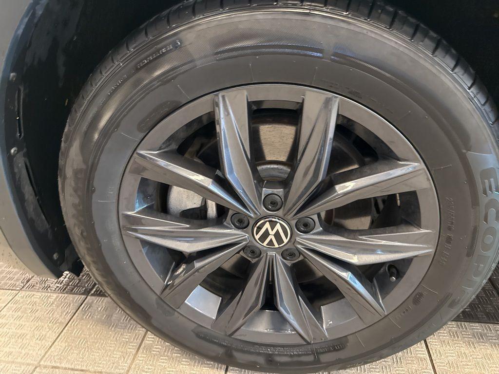 used 2024 Volkswagen Tiguan car, priced at $31,223