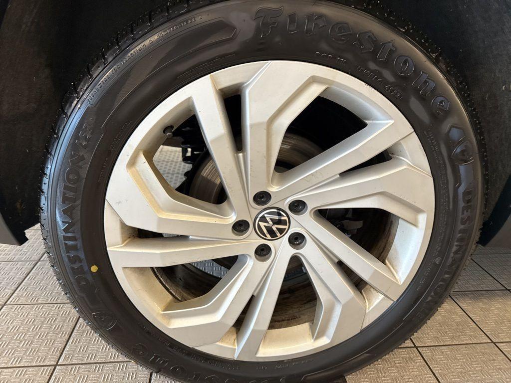 used 2021 Volkswagen Atlas car, priced at $19,995