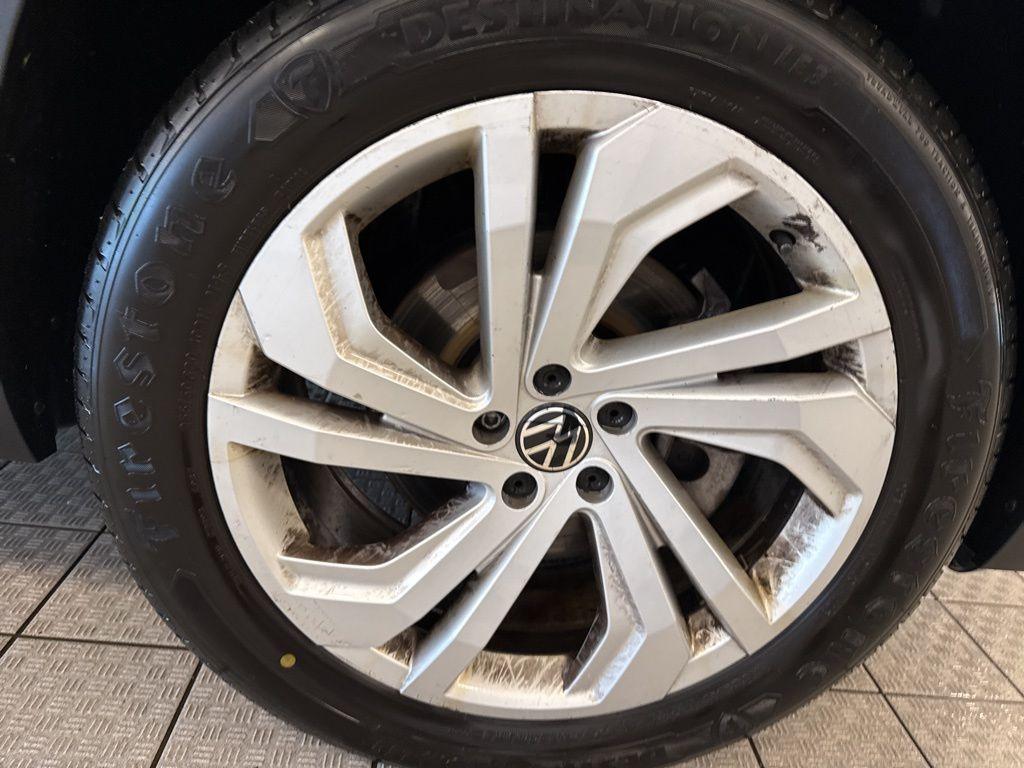 used 2021 Volkswagen Atlas car, priced at $19,995