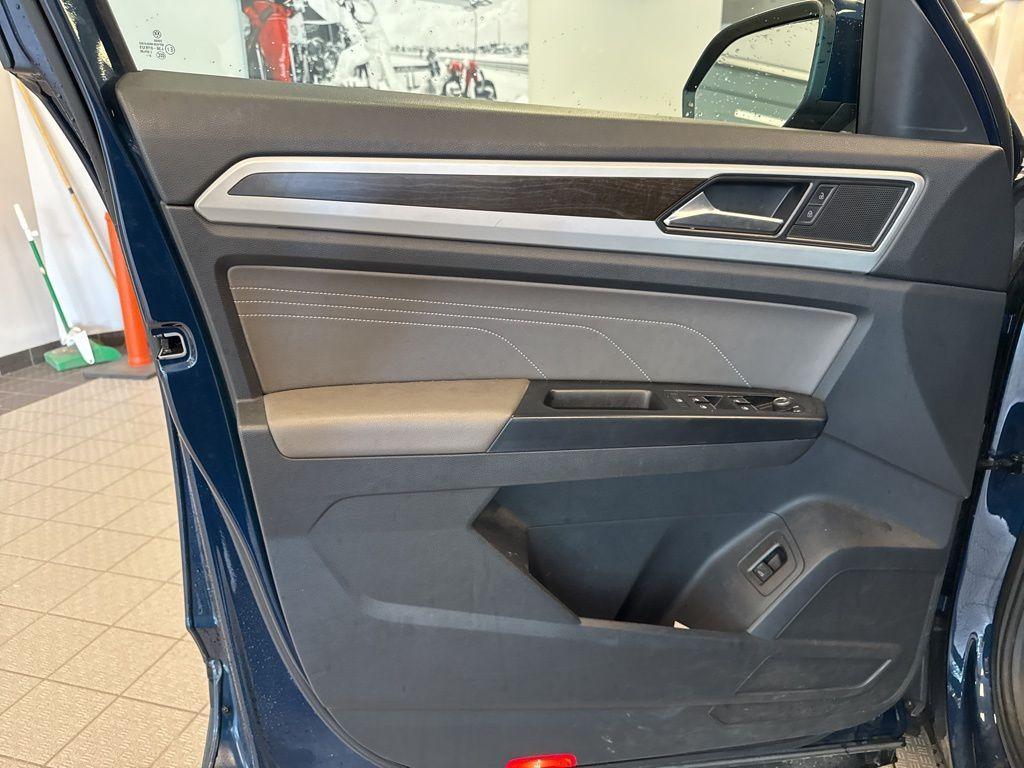 used 2021 Volkswagen Atlas car, priced at $19,995