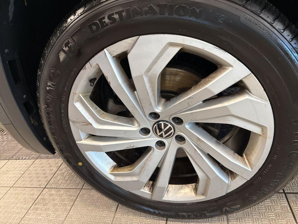 used 2021 Volkswagen Atlas car, priced at $19,995