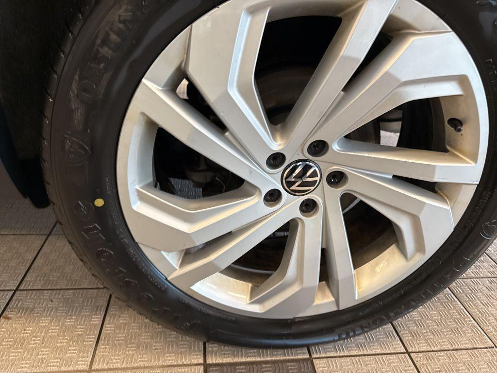 used 2021 Volkswagen Atlas car, priced at $19,995